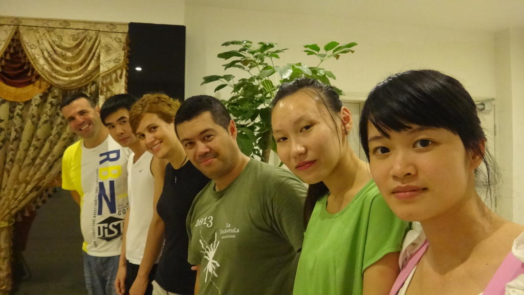 Guilin 68° Hotel North Railway Station Branch Экстерьер фото
