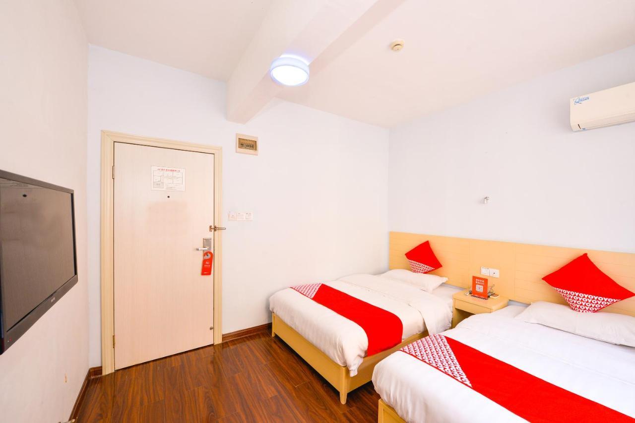 Guilin 68° Hotel North Railway Station Branch Экстерьер фото
